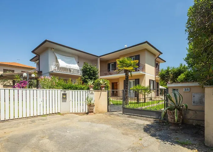 Antonia By Interhome Марина-ді-П'єтразанта